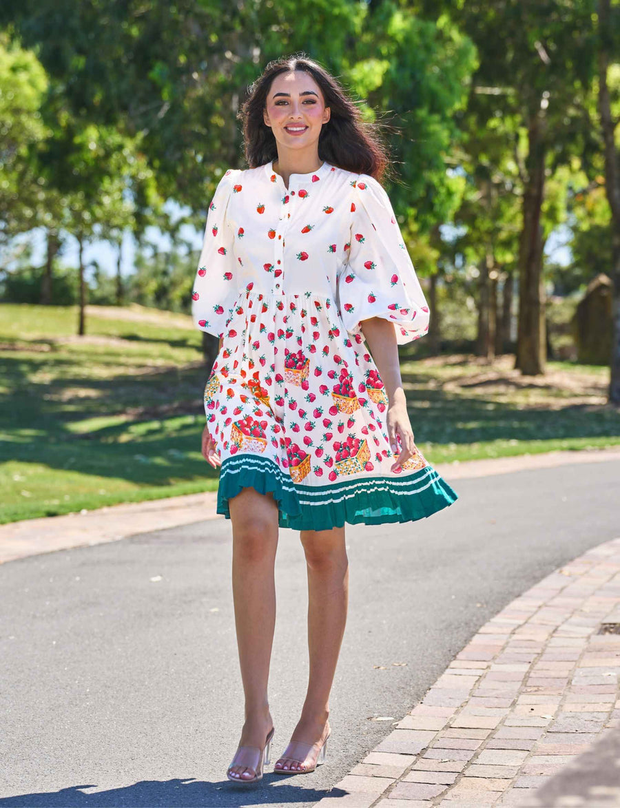 NEW Sabrina 'Strawberries & Cream' 100% Cotton Shift Dress