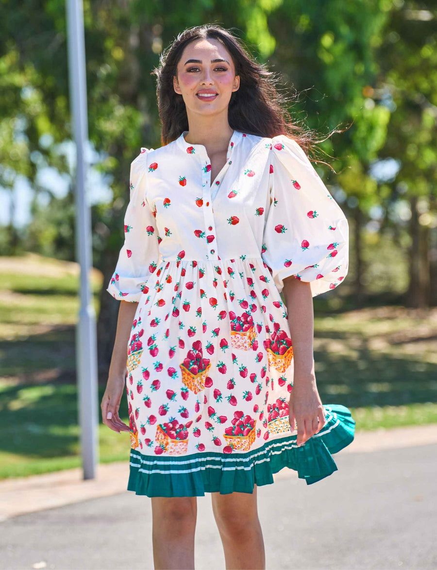 NEW Sabrina 'Strawberries & Cream' 100% Cotton Shift Dress